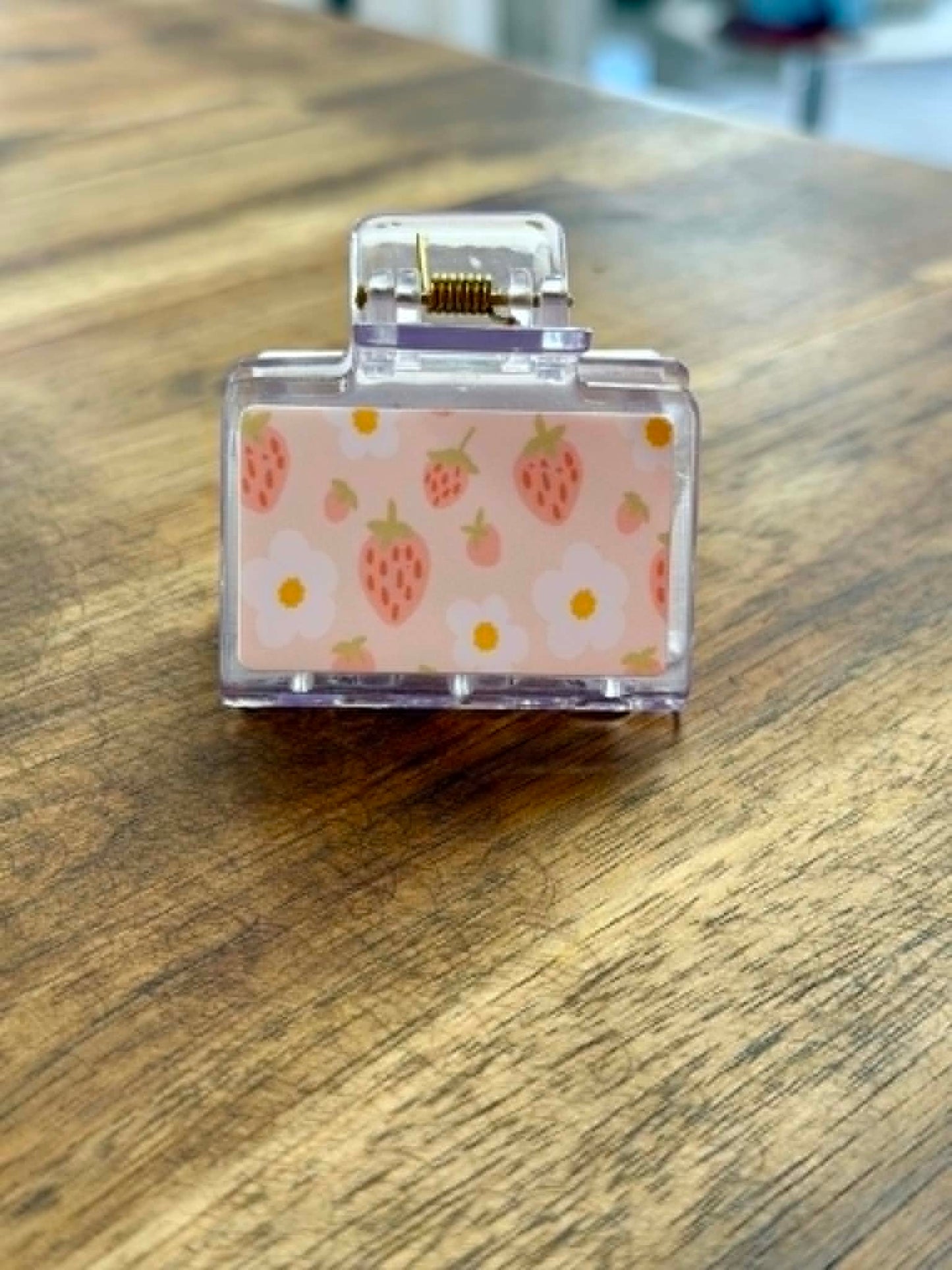 Strawberry & Daises Claw Clip