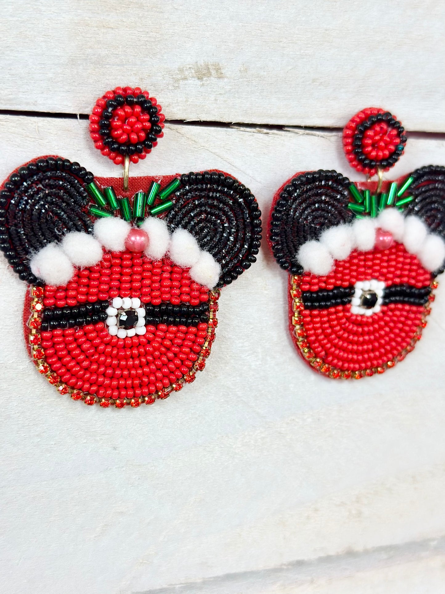 Minnie Christmas Earrings