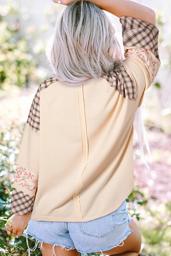 Vintage Patchwork Heart Pullover- Beige