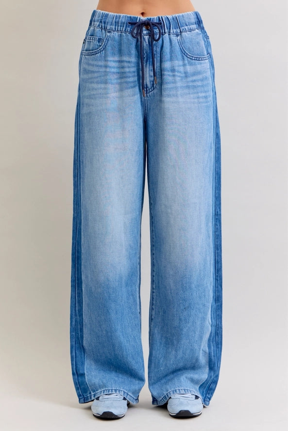 Judy Blue HW Wilhemina & Side Panel