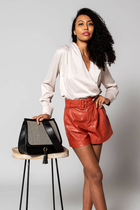The Bailey Crossbody- Black