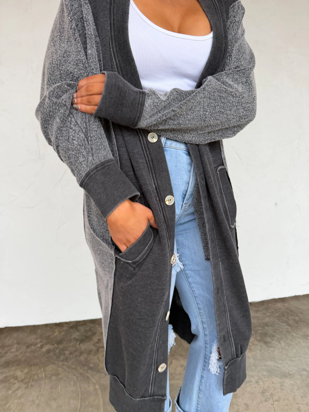Desi Sweatshirt Cardigan- BLACK