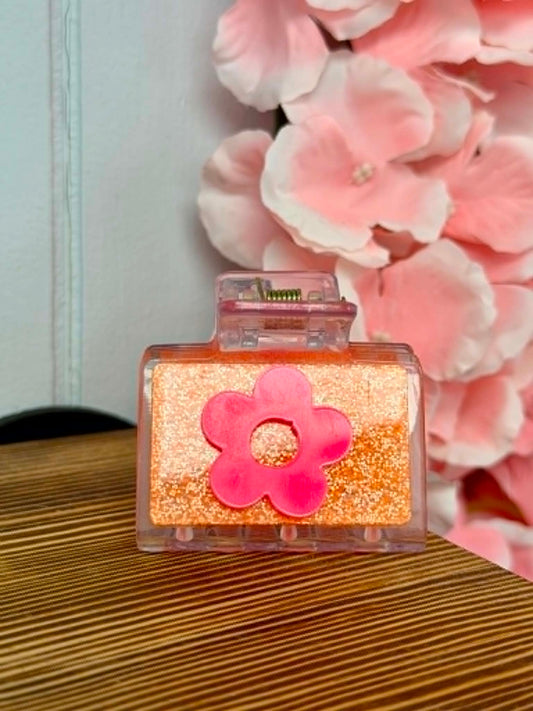 Blush Bloom Glitter Claw Clip