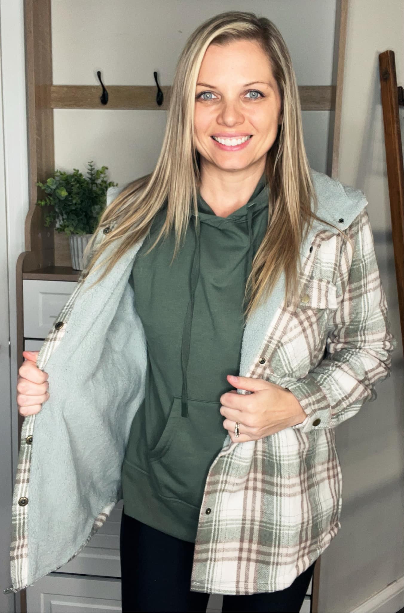 The Petra Fleece Shacket Coat *PRE-ORDER*