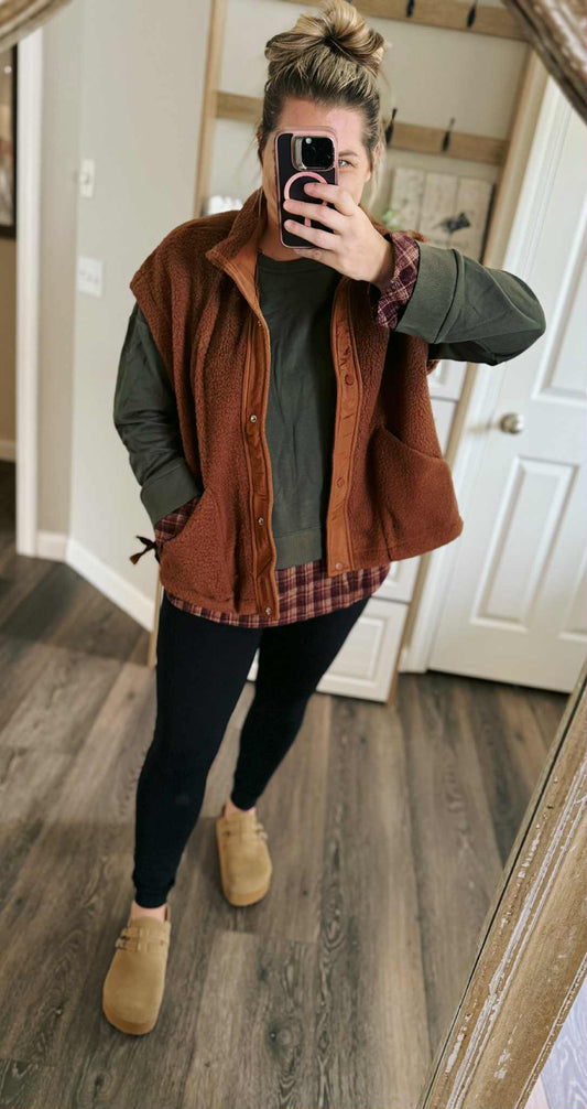 Wrenlee Fleece Vest *PRE-ORDER*