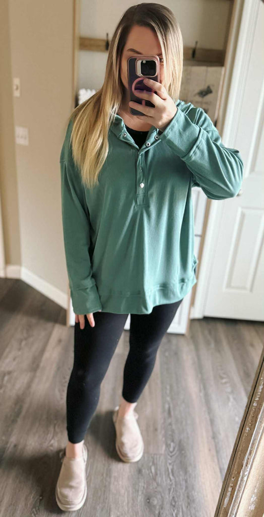 Eris side Split Henley *PRE-ORDER*