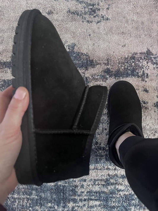 Faux Fur Lined Shortie Boots *PRE-ORDER*