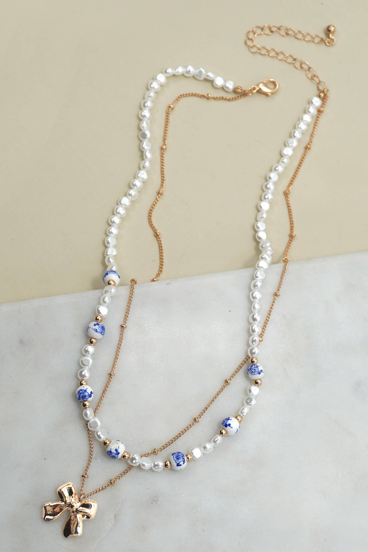 Porcelain Bow Pearl Mix Necklace