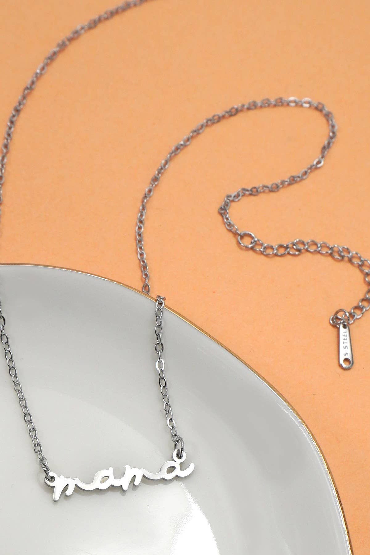 Mama Necklace- Silver