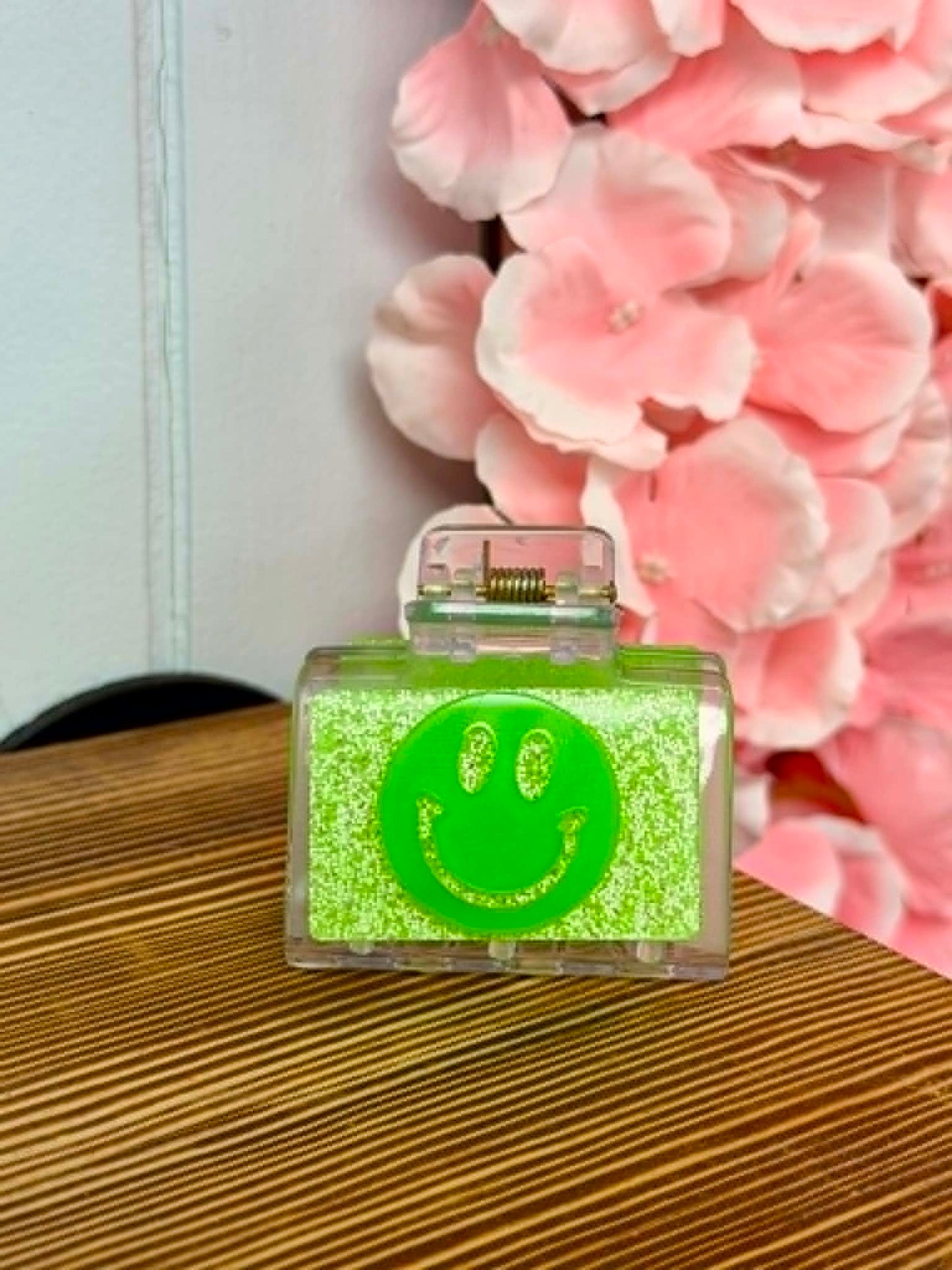 Green Happy Days Glitter Claw Clip