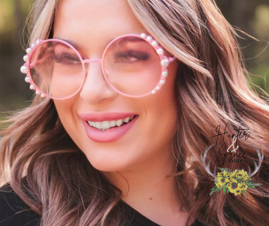 Fierce And Flirty Pearl Sunglasses - PINK