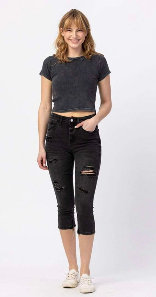 Judy Blue Black Destroyed Skinny Capris