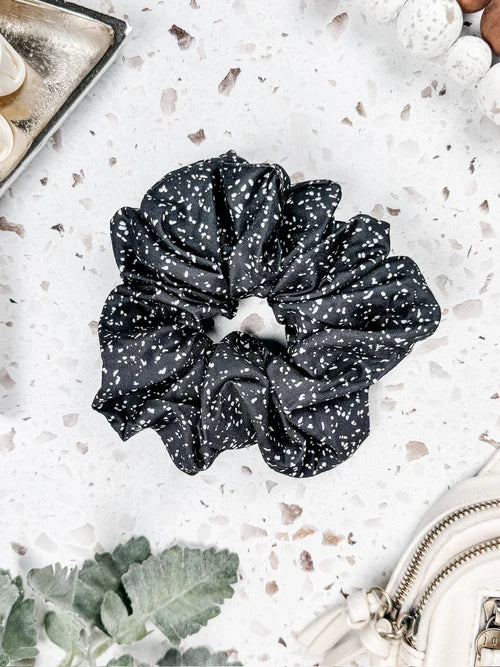 Dashed Duo Scrunchie- Black/Ivory