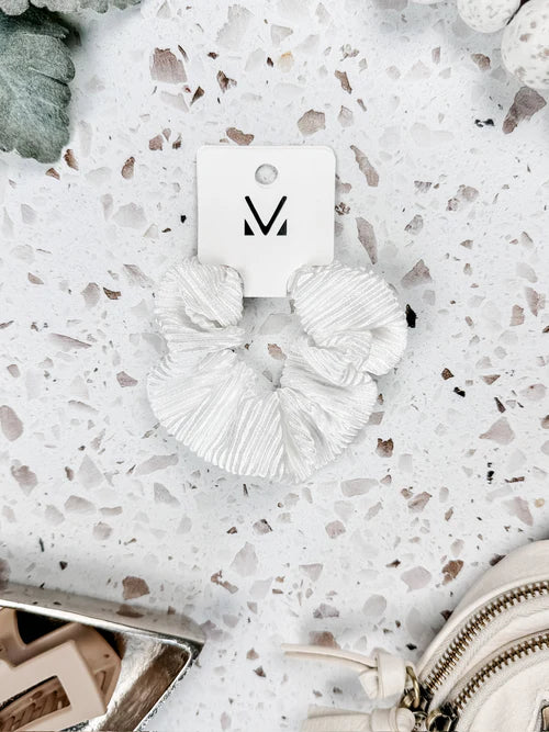 Ribbed Scrunchie- White
