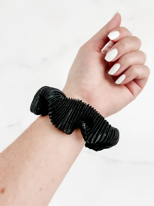 Ribbed Scrunchie- Black