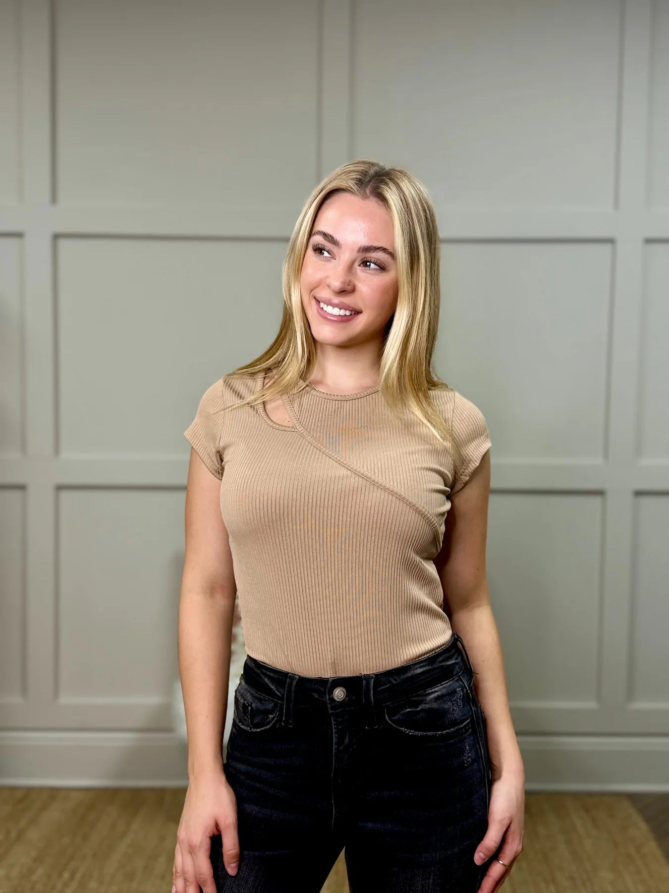 Kelly Bodysuit, Beige