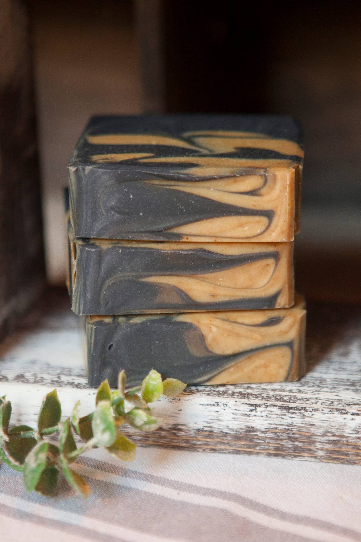 Tea Tree, Turmeric, Charcoal & Goats Milk Detox Soap