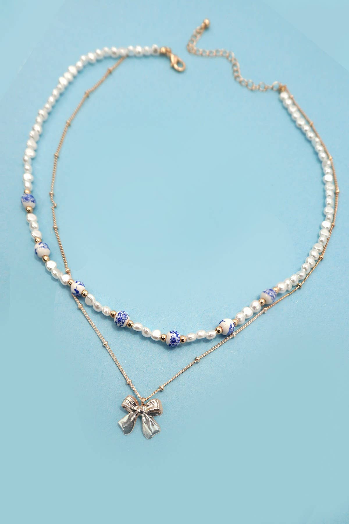 Porcelain Bow Pearl Mix Necklace