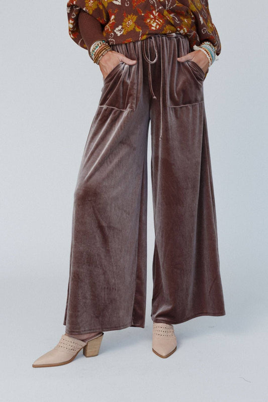 Relaxing Robin Velvet Wide Leg Pant